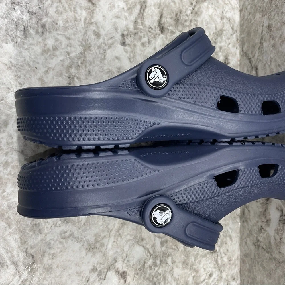 CROCS Classic Clog in Navy - Picture 5 of 6
